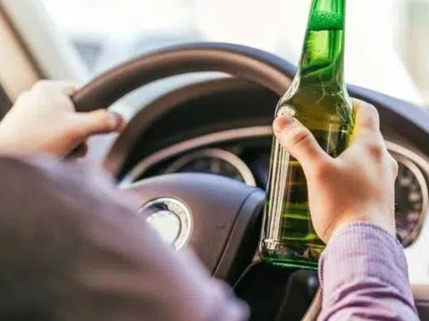 Nhiều lần lái xe khi say rượu, nam tài xế Mỹ lĩnh án 50 năm tù