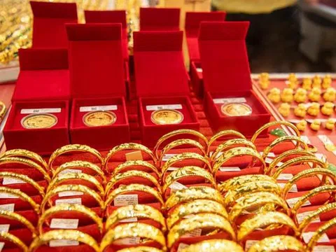 Giá vàng hôm nay (2/8): Người mua lỗ 2 triệu đồng/lượng