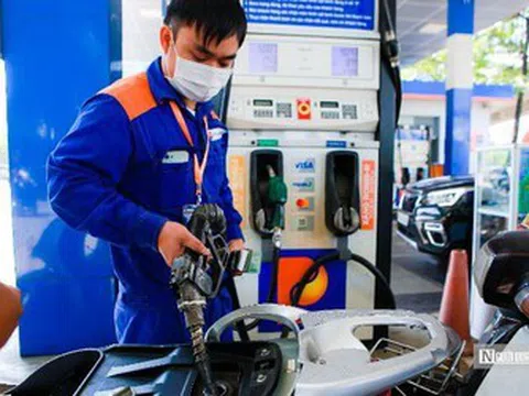 Đề xuất doanh nghiệp được quyền tự quyết định và công bố giá bán lẻ xăng dầu