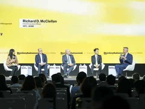 Phân bổ vốn thông minh: "Chìa khóa" để Việt Nam giải bài toán tăng trưởng 1.500 tỉ USD