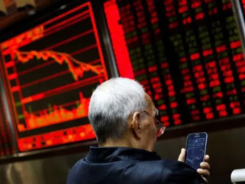 Lo Chính phủ Mỹ đóng cửa, chứng khoán toàn cầu đỏ lửa