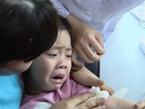 Hàng trăm trẻ mắc sán lợn: Bao giờ nước mắt Thuận Thành thôi rơi?