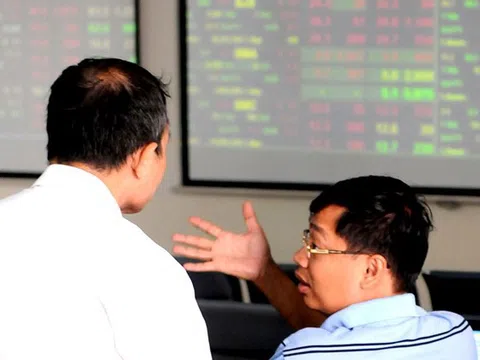 Nhà đầu tư lo ngại về thị trường chứng khoán