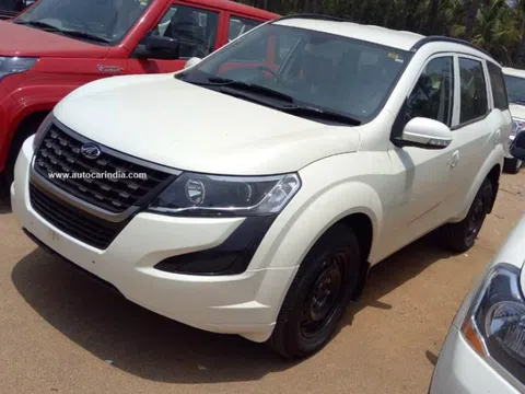 Ô tô SUV 7 chỗ mới giá 409 triệu 'tạo cơn sốt' tại Ấn Độ