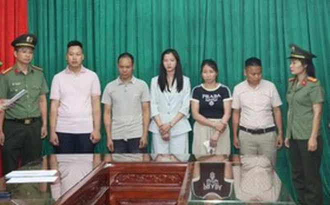Làm giả hồ sơ mua nhà ở xã hội để trục lợi, 5 người bị khởi tố