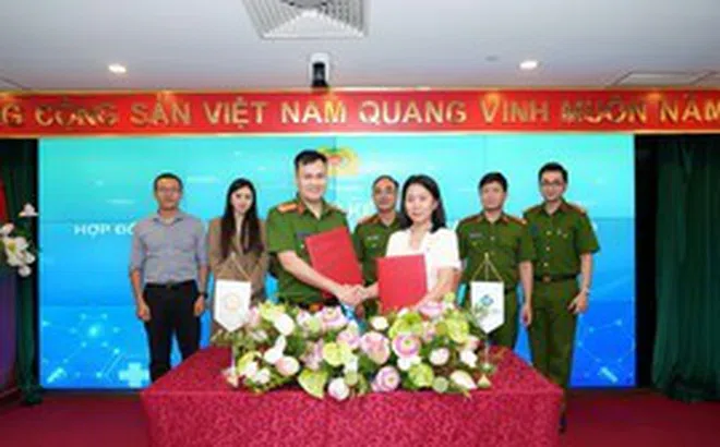 Kết nối ứng dụng chăm sóc sức khỏe số IVIE-Bác sĩ ơi với VNeID
